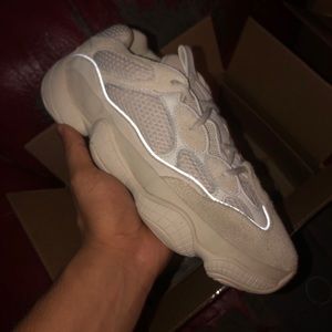 Yeezy 500 blush